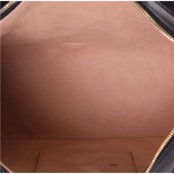 GUCCI BLACK LEATHER EMBOSSED APOLLO LOGO HOBO SHOULDER/TOTE BAG/GOLD CHAIN NWT - Picture 6 of 10